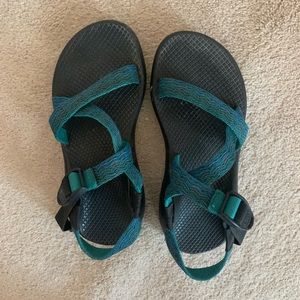 Size 6 chacos!
